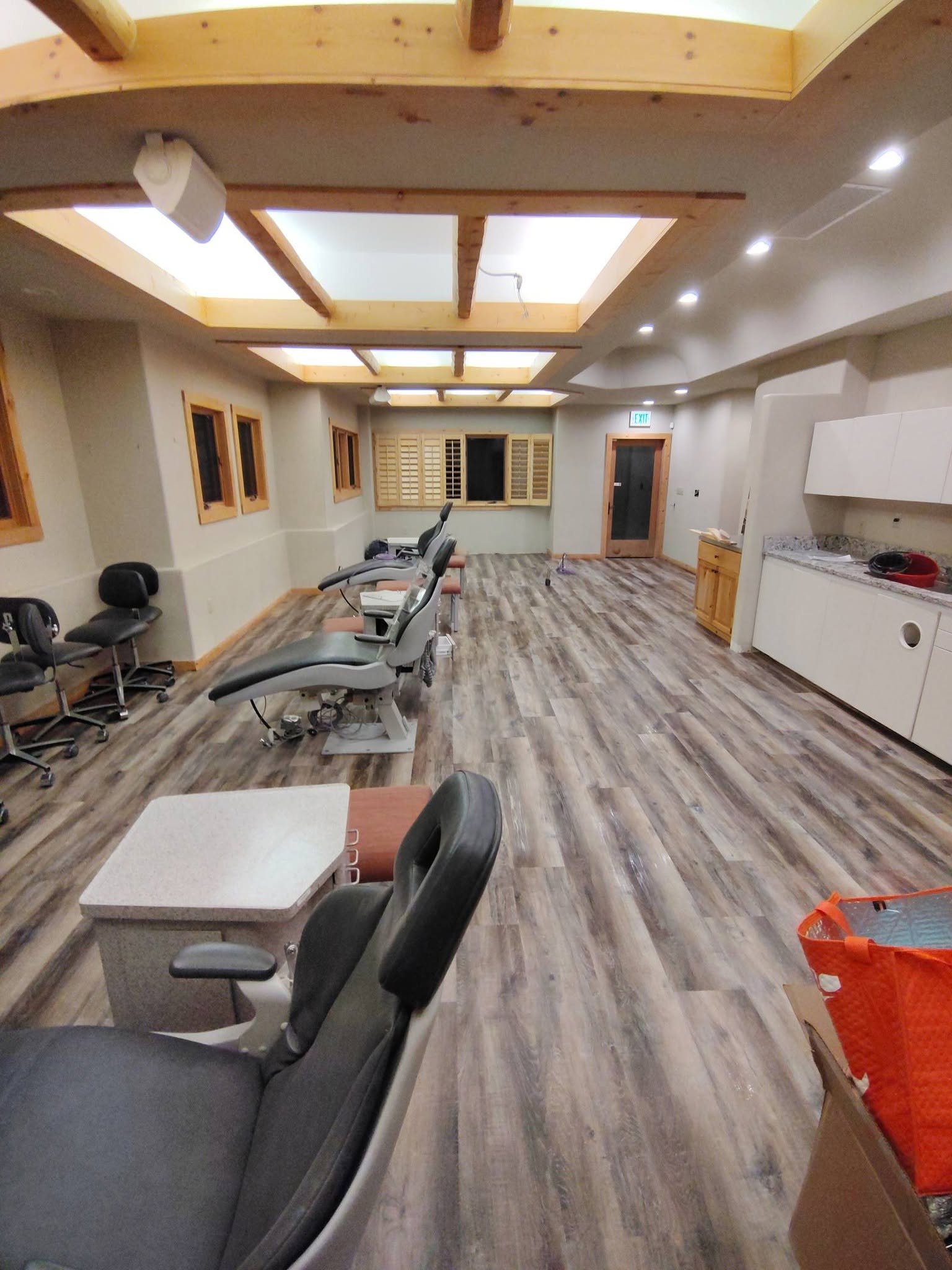 Salon &mdash; Wide Angle — Chess Remodels project