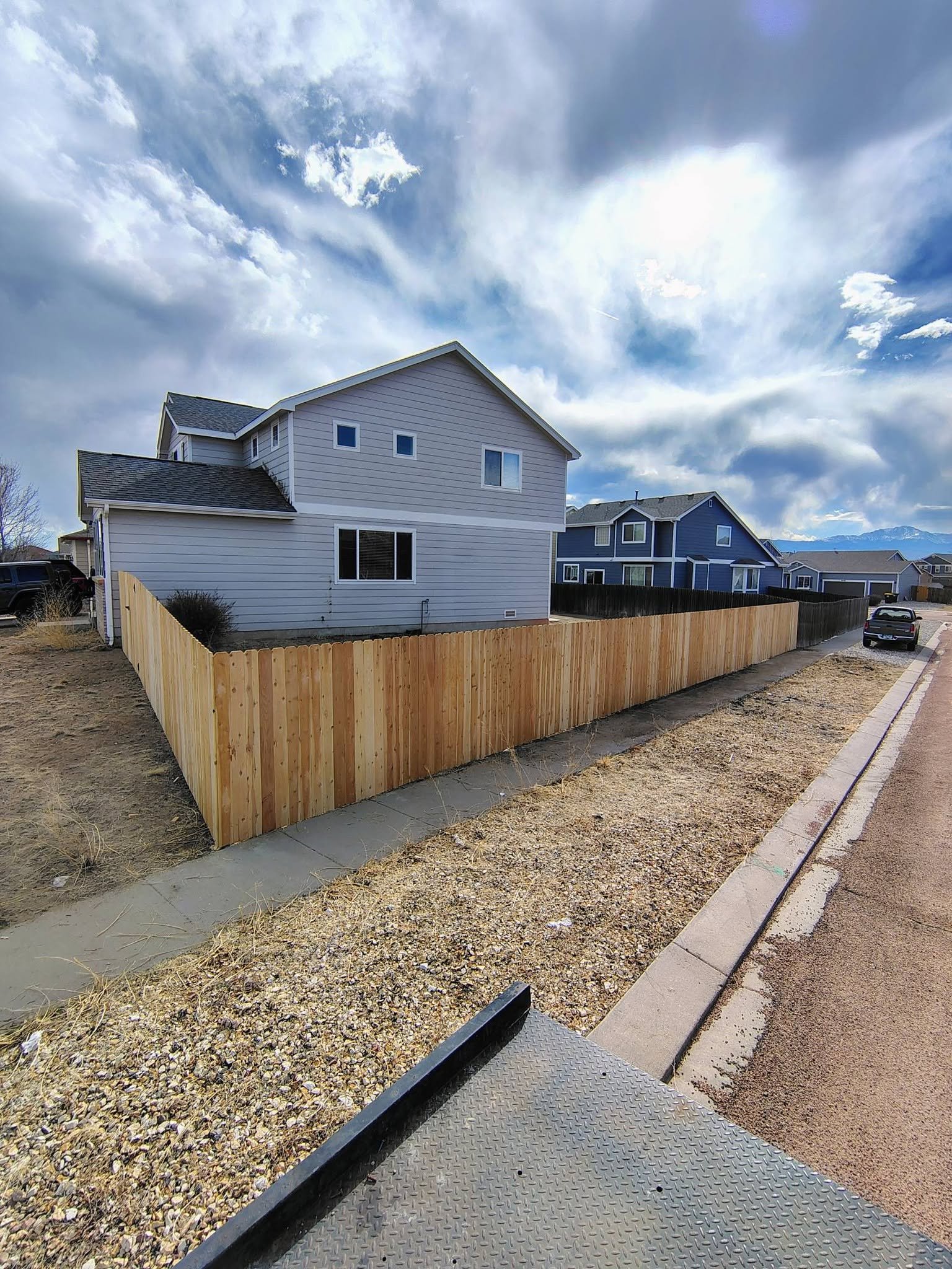 Cedar Picket & Pikes Peak — Chess Remodels project